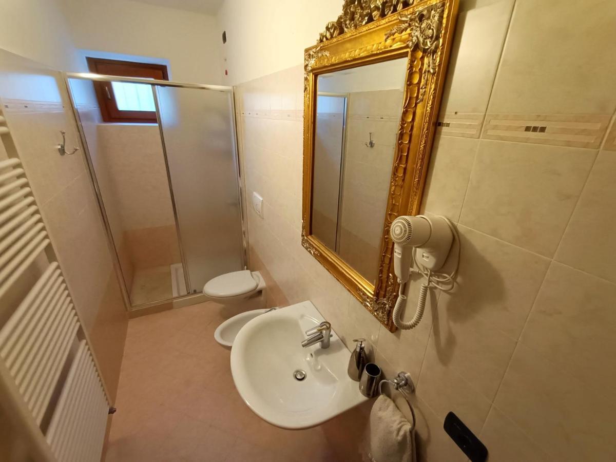 Domus Incantus Malcesine Bagian luar foto